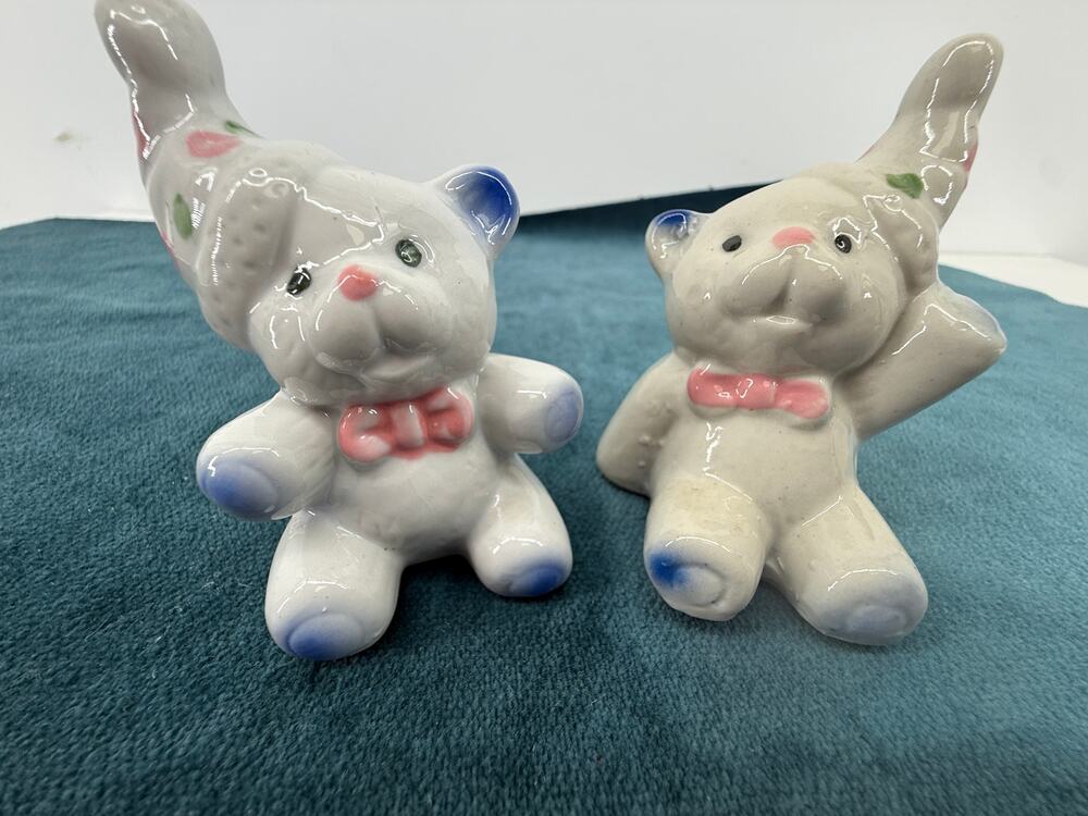 Vintage Ceramic Birthday Bears Figurines Pair Party Hats Pink Blue 3 Inch Kitsch